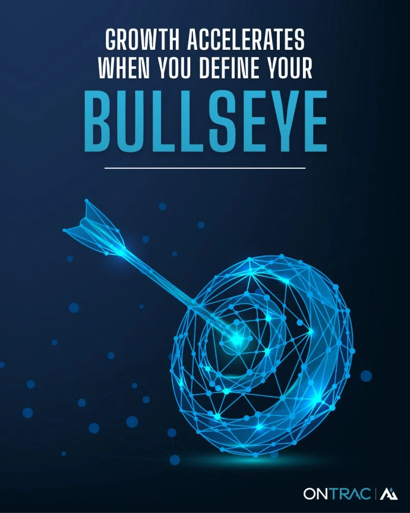 A digital target with an arrow in the center and the text Growth accelerates when you define your bullseye.